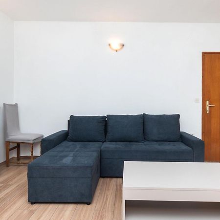 פרימוסטן Apartment Ljuba מראה חיצוני תמונה