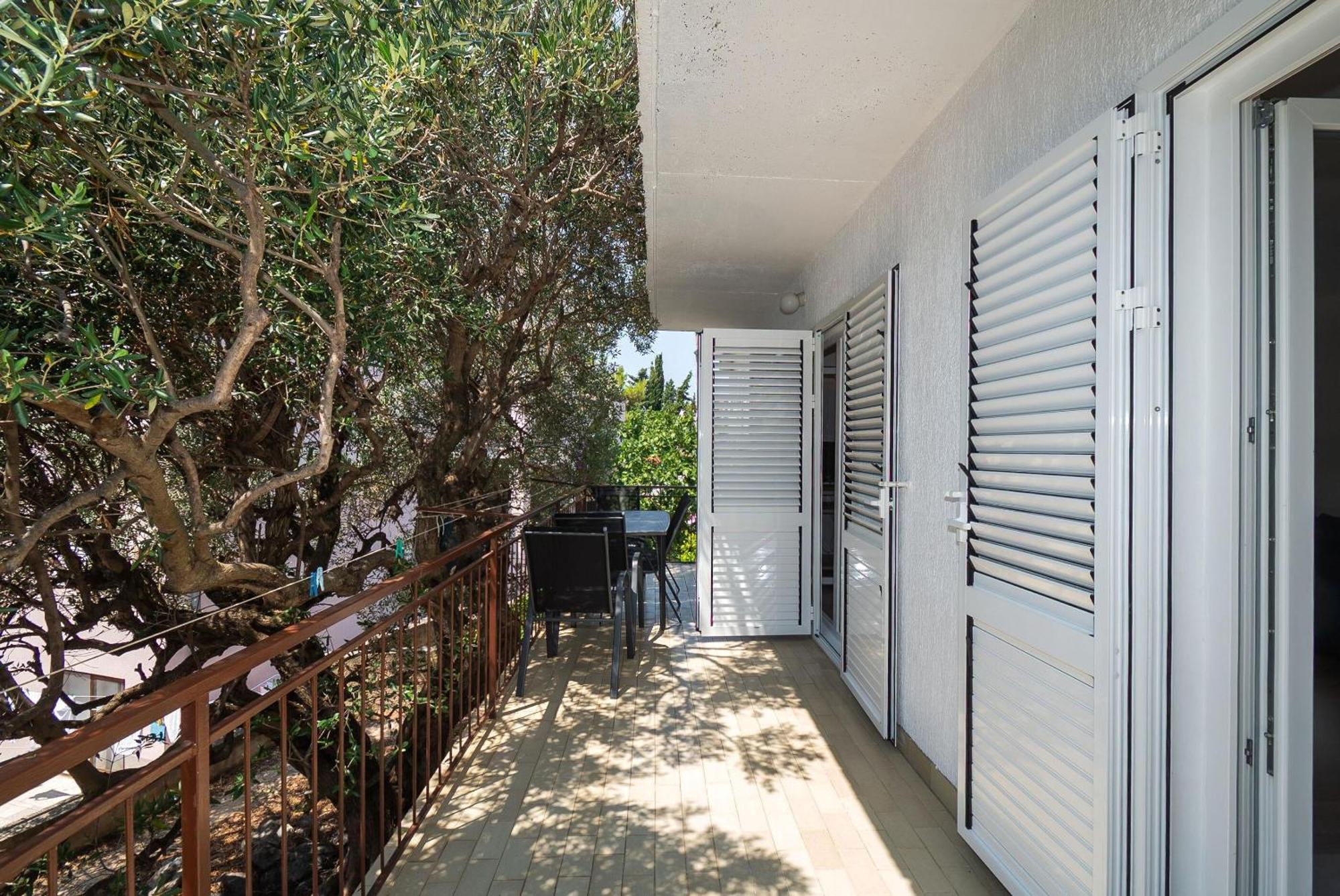 פרימוסטן Apartment Ljuba מראה חיצוני תמונה